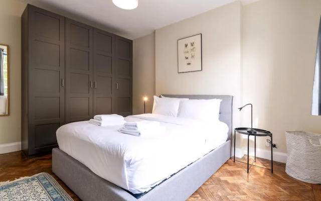 Stylish Kings Cross Flat