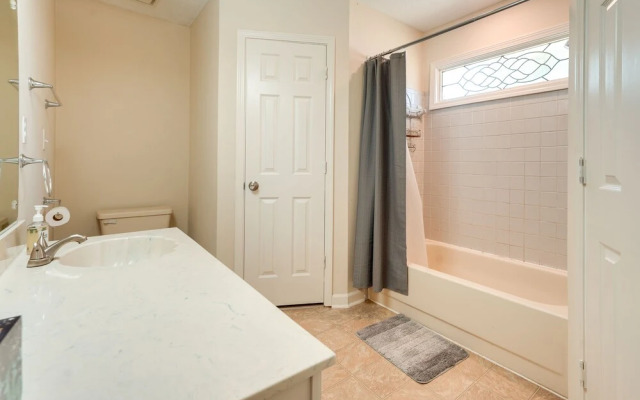 Southaven Vacation Rental ~ 10 Mi to Graceland!