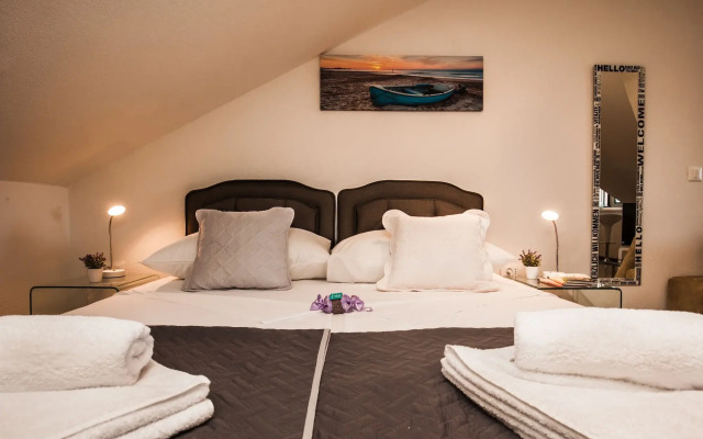 Luxury Seaside Apartments