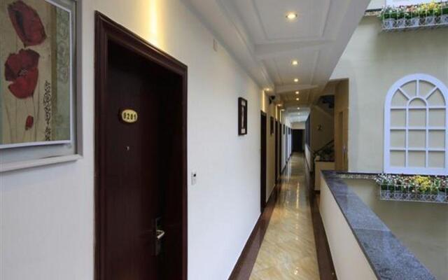 Yangshuo Huaxiangmanting Xijie Hotel