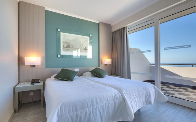 Hotel Orca Praia – Adults Only