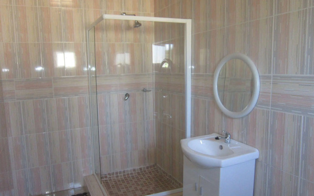 Royal Olympia Lodges and Safaris