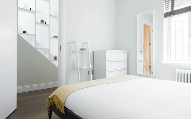 The Soho Studio - Modern & Central 2BDR