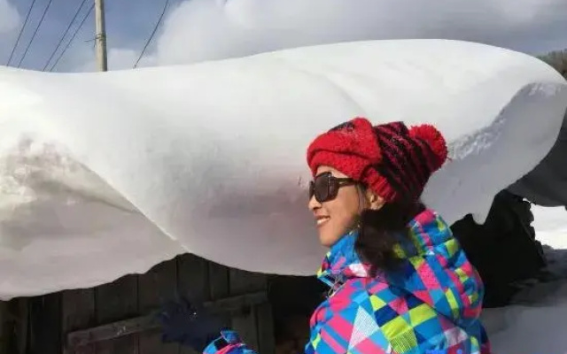 Xuegu Backpacker Inn (Snow Town Scenic Area)