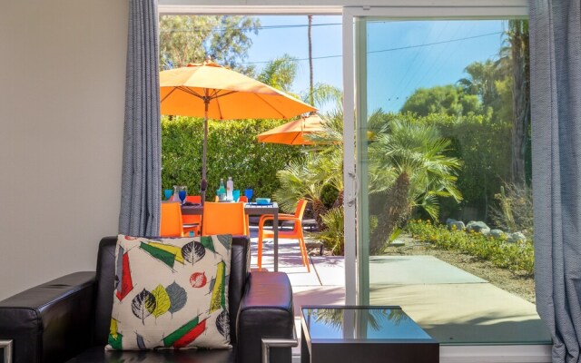 Celebrity Hideaway at Movie Colony East