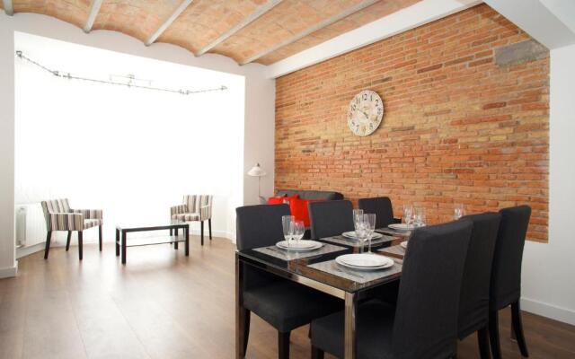 BarcelonaForRent Tucson Suites