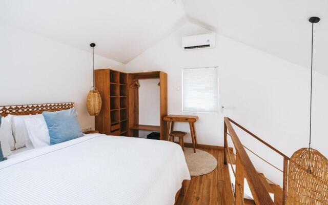 Sun & Moon Villa