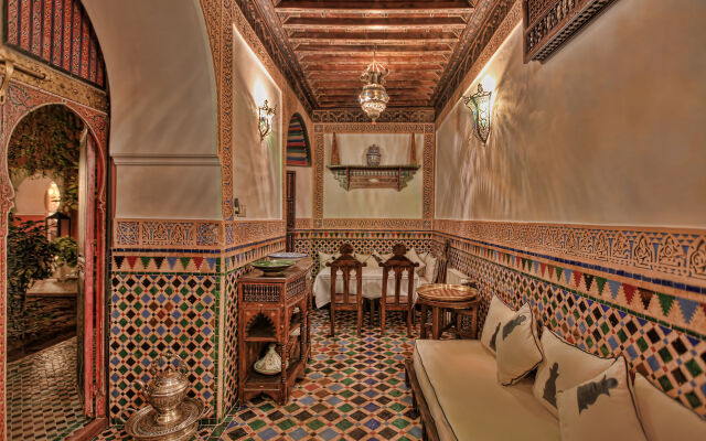 Riad Kaiss by Anika