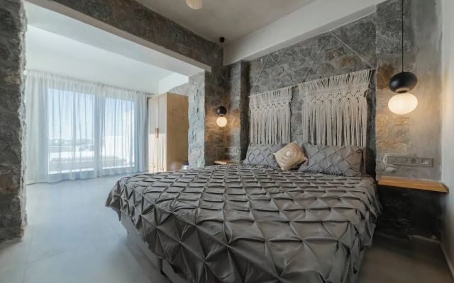 Naxos Privilege Villas