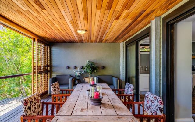Beautiful 1 Bedroom Apartment With Private Balcony