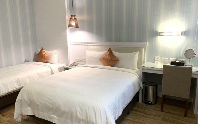 Joy Hotel