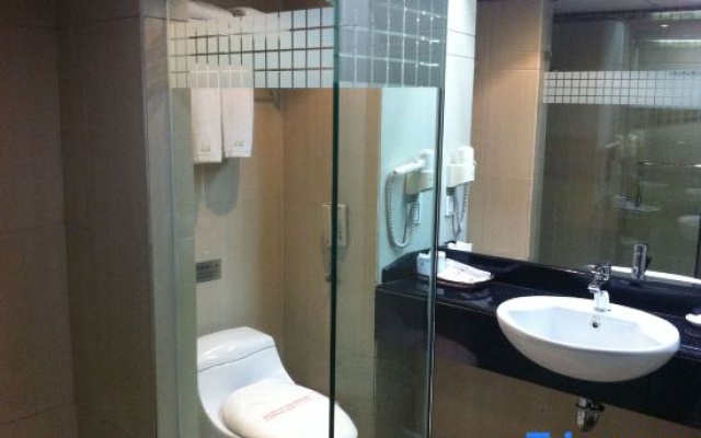 Xing Yue Hotel (Dongguan Changping Baihua Times Plaza) – Bathroom – Dongguan