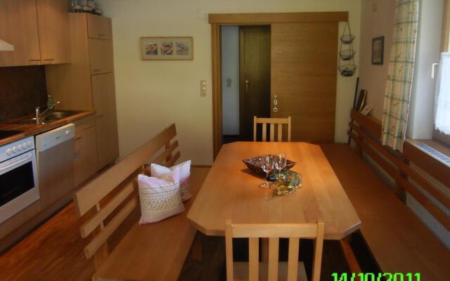 St. Lukas Apartments