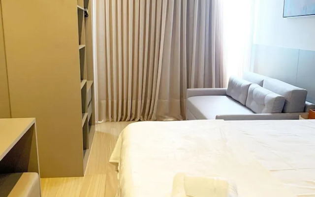 Setai Yacht By Day by Day