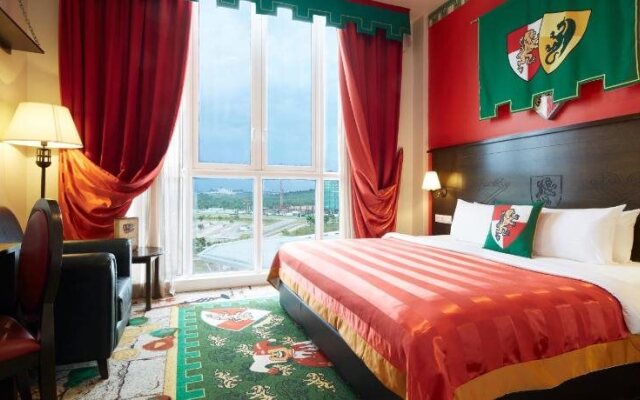 Comfy Home at 1-Medini Legoland