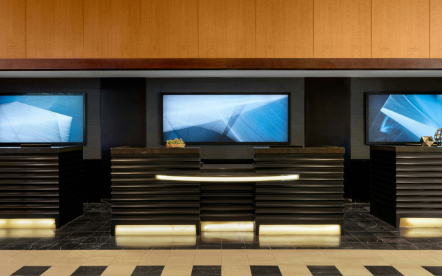 Crystal Gateway Marriott