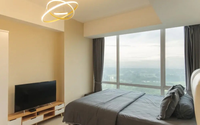 TwoSpaces Living at UResidence Apartment