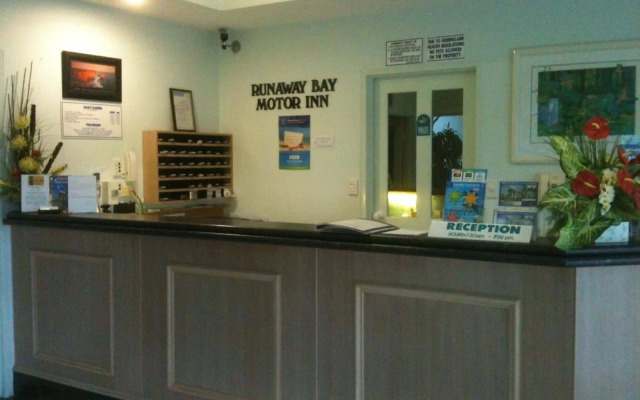 Runaway Bay Motor Inn