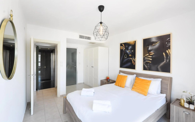 Jaffa Residence by HolyGuest