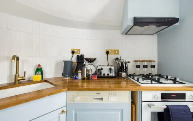 The Kensington Wonder - Stunning 2bdr Flat With Patios
