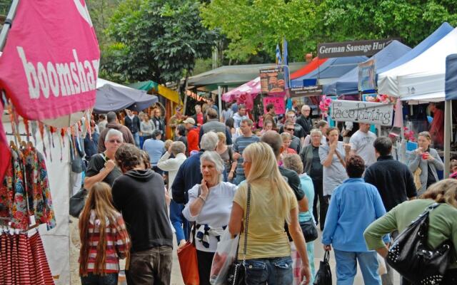 Burgess @ Kings Beach Apartments