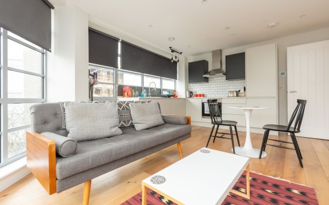 Central and Bright 1 Bedroom Flat Peckham