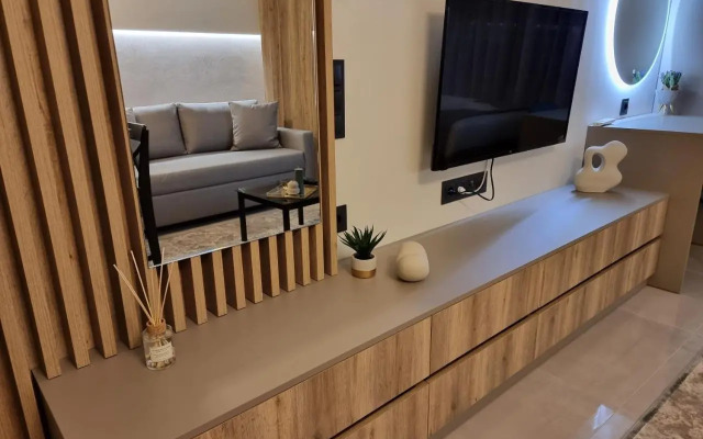 Iris City Center Premium Studio