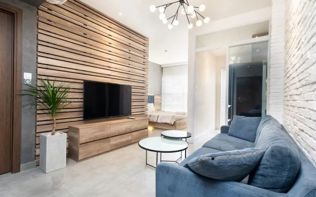 Saigon Royal View Residence & River