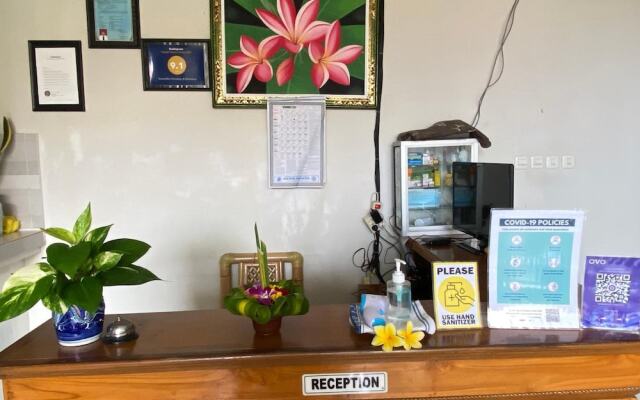 Suwardika Homestay and Dormitory - Hostel