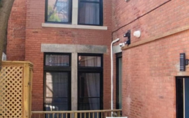 Studio in Ville-marie, Montréal, With Furnished Garden and Wifi