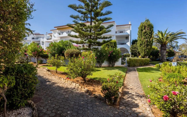 Sea Blue Apartment - Luz Ocean Club