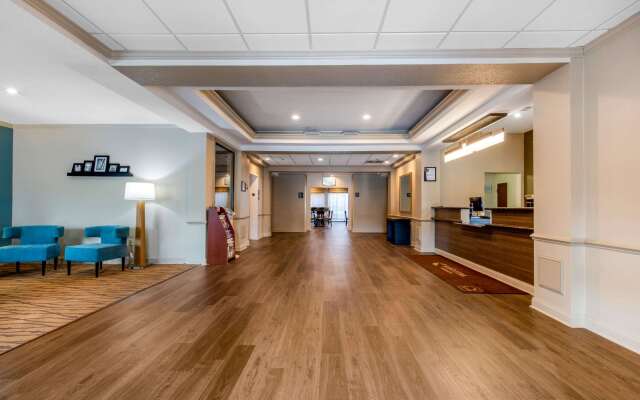 Sleep Inn & Suites Auburn Campus Area I-85