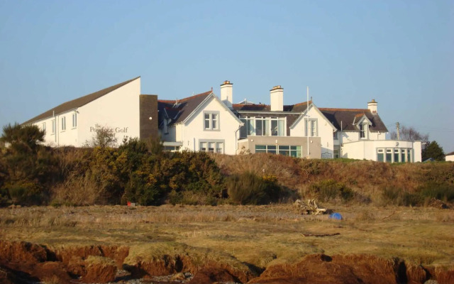 Powfoot Hotel