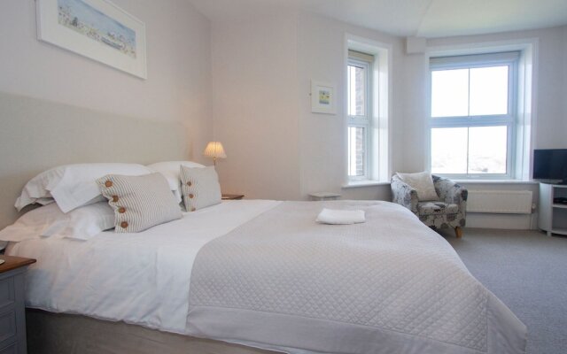 Cliff House - B&B