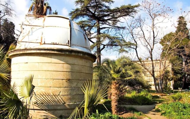 Colombet Stays Place De La Canourgue