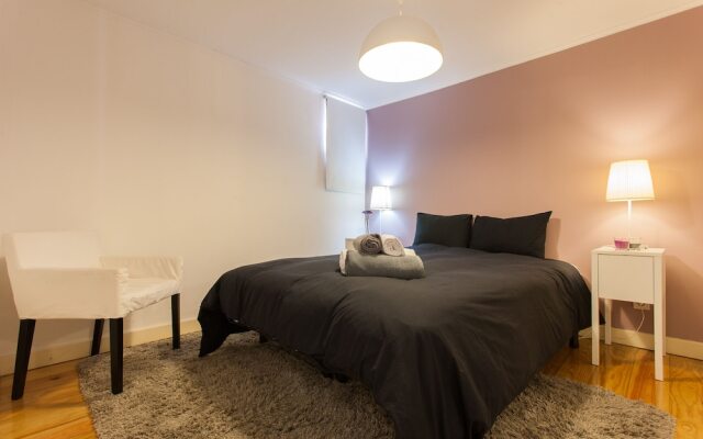 Casa Cara Sotão by All In Lisbon