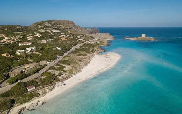 Amazing Detached Villa for 8 Guests Near Stintino