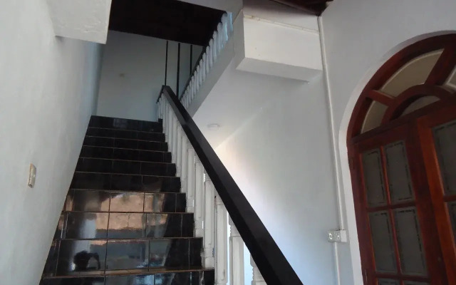 Queen Bee Guest House