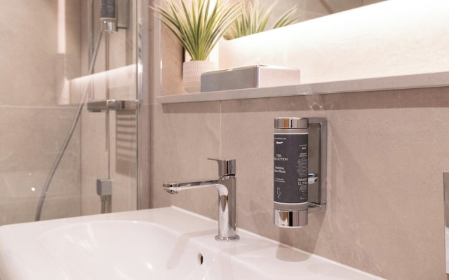 PREMIER SUITES Edinburgh Fountain Court