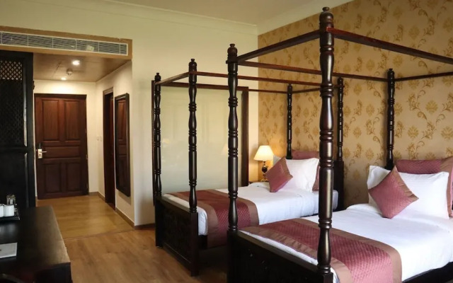 Hotel Raj Vilas The Palace
