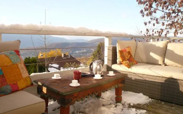 Le Balcon De Pugny