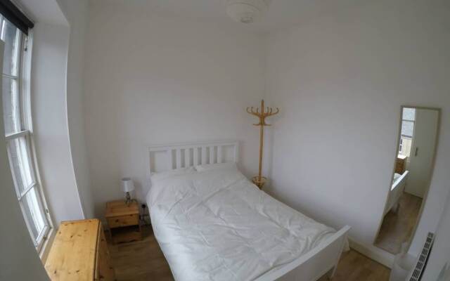 Cosy 2 Bedroom Apartment In City Centre