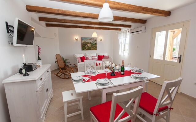 House VILA LJILJA