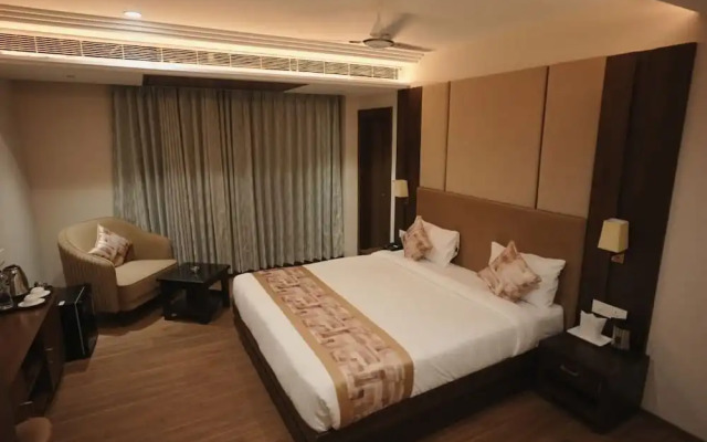 Hotel Raghukul Grand