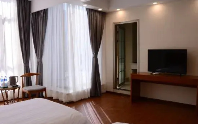 Huaibei Xiangfeng Hotel