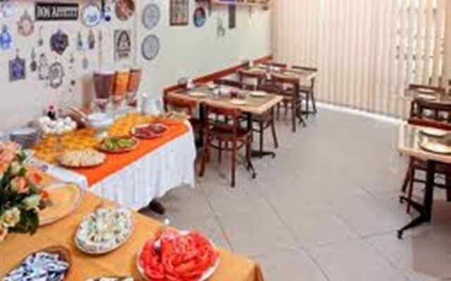 Port Inn - Hostel