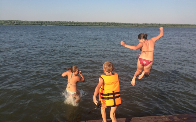 Верхнелебяжье Рыбный курорт