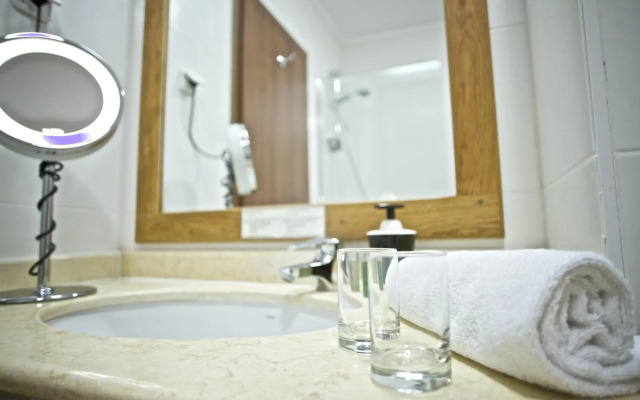 Rembrandt Hotel