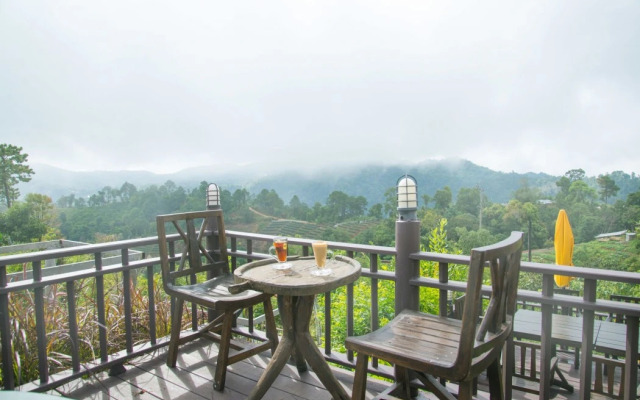 Phu Mork Dao Resort