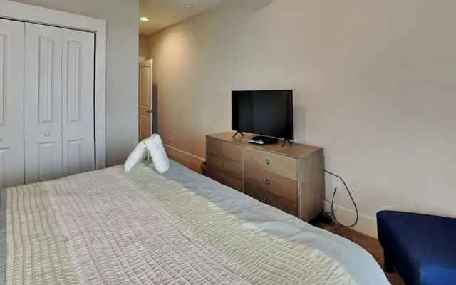 Sunshine Daydreams by Topsail Realty